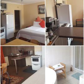 Amberlight Self Catering Accommodation, hotell i Krugersdorp