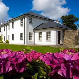 An Chúirt Hotel, Gweedore, Donegal, hotel di Gweedore
