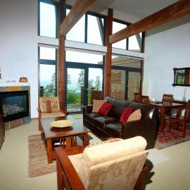 Oceanview Condo - Pacific Rim Retreat โรงแรมในยูคลูเลต