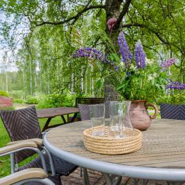 Poppelstrand Nuuksio, Pet friendly guest apartment, hotel a Nuuksio