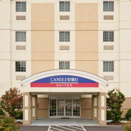 Candlewood Suites-West Springfield by IHG, hotel in West Springfield