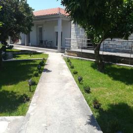 Quiet country house #1