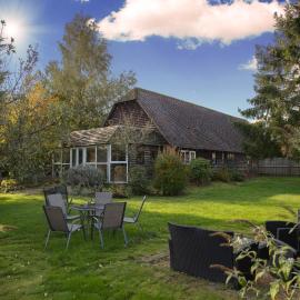 Landews Meadow Cottages, Hotel in Badlesmere