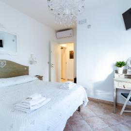 "6 in centro" guest house