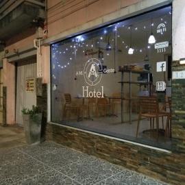 Hotel A Mi Gente, מלון בCastillos