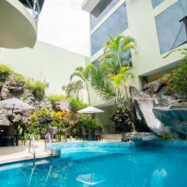El Dorado Classic Hotel, khách sạn ở Iquitos