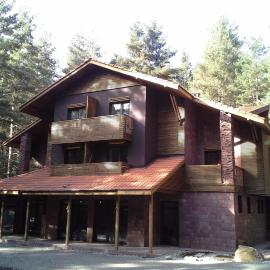 RILA 6ATO Hotel & Restaurant, hotelli kohteessa Panichishte