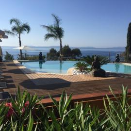 Les Lauriers Roses, hotel in Rayol-Canadel-sur-Mer