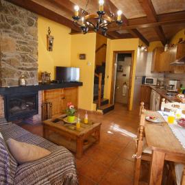 El Bulín de Braojos - 3 Casas, hotel in Braojos de la Sierra