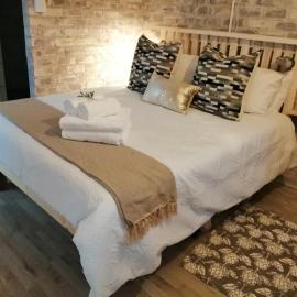 Pillow Place Parys