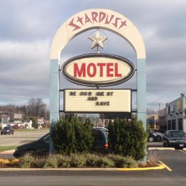 Stardust Motel, hotel u gradu Nejpervil