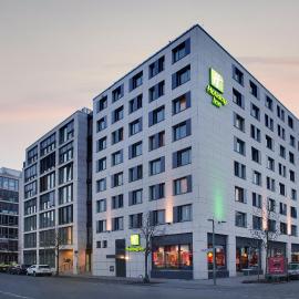 Holiday Inn Berlin City East Side by IHG, viešbutis Berlyne