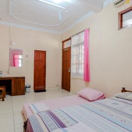 Hotel Kukup Indah, hotel a Kemadang