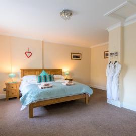 Host & Stay - Daisy Cottage, hotelli kohteessa Bamburgh