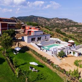 Sa Dom'e Malloru, hotel em Burcèi