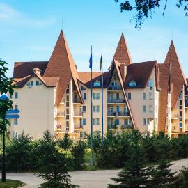Apartament Hotel by Derenivska Kupil, hotel v destinaci Nyžne Solotvyno
