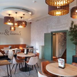 Slapen Bij Brownies & Downies, Hotel in Valkenswaard