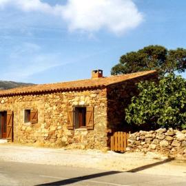Maison de caractère, pierre sèche, Galéria, pour 2