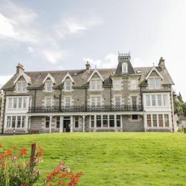10 Monarch Country Apartments, hotel in Newtonmore