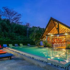Naiharn Beach Resort - SHA Plus Extra, hotel u gradu Nai Harn Beach