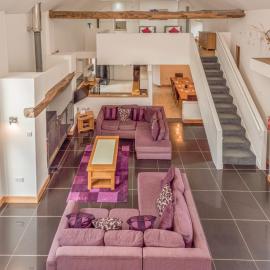 Flint Barn
