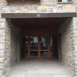 TU APARTAMENTO EN EL VALLE DE TENA en ESCARRILLA, hotel in Escarrilla