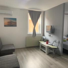 La Casa, hotel di Niš