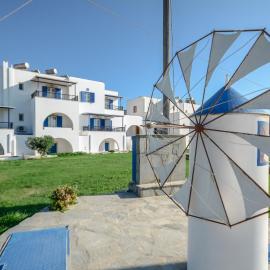 Gaitani apartments plaka naxos: Mikri Vigla şehrinde bir otel