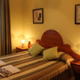 Hostal Maury, Hotel in El Barraco