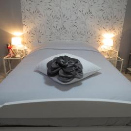 Chambre d'hôtes La Clé du Bonheur, hotell i Manthelon