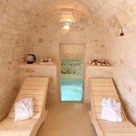 Trulli Santa Croce Luxury Holidays - piscina privata fino a 8 persone، فندق في لوكوروتوندو