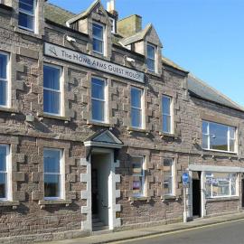 The Home Arms Guesthouse, hotel Eyemouthban