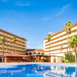 Ohtels La Hacienda โรงแรมในลาปีเนดา