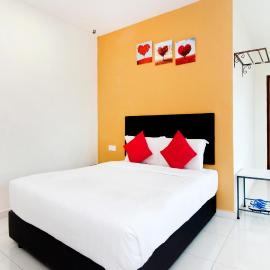 Central Hotel, hotel din Bahau