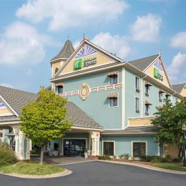 Holiday Inn Express Holland by IHG, hotel v destinaci Holland