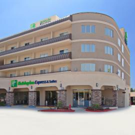 Holiday Inn Express & Suites Pasadena - Los Angeles by IHG