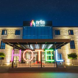Artis Loft Hotel, hotell i Radziejowice