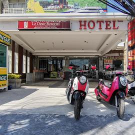 Le Desir Resortel, hotel in Chalong
