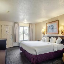Americas Best Value Inn & Suites Ft Collins E at I-25, hotell i Fort Collins