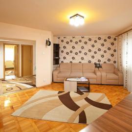 Apartament Alessi, ξενοδοχείο σε Haţeg