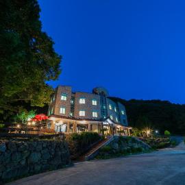 Hooni Guest House & Motel, hotel v destinaci Gurye