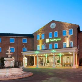 Holiday Inn Corby Kettering Hotel & Spa โรงแรมในคอร์บี