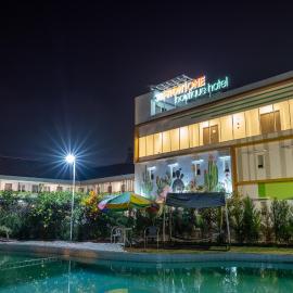 Batu में, होटल Three Eight Front One Boutique Batu Malang