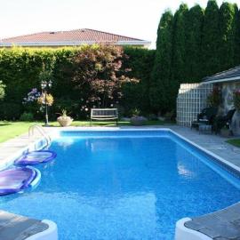 The Stone Hedge Bed and Breakfast, viešbutis mieste Ričmondas