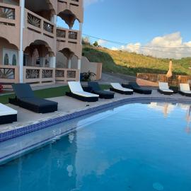 La Heliconia & Day Spa, Hotel in Saint Georgeʼs