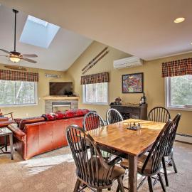 North Conway Retreat - 1 Mi to Cranmore Mountain!, hotel v destinaci North Conway