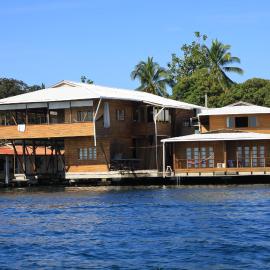 M&M's Residencias, hotel in Bocas Town