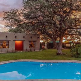 Farmstay Okakeua, hotel i Okahandja