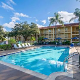 La Quinta East Deerfield Beach - Boca Raton, hotelli kohteessa Deerfield Beach