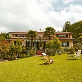 Agriturismo La Carreccia, hotel en Luni